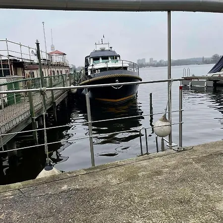 Schiffspension Luise Botel
