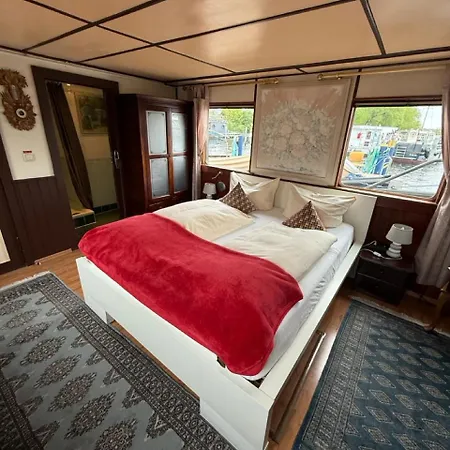 Botel Schiffspension Luise Potsdam