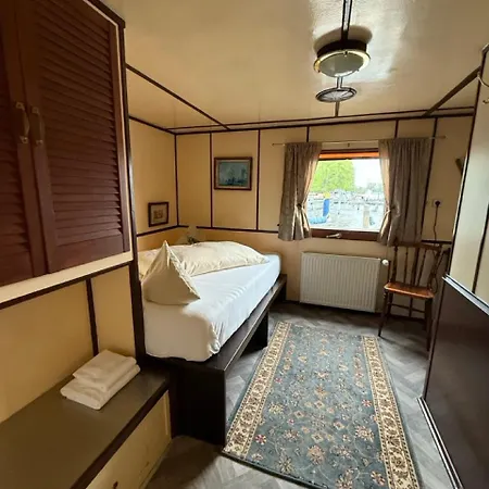 Båthotell Schiffspension Luise Potsdam