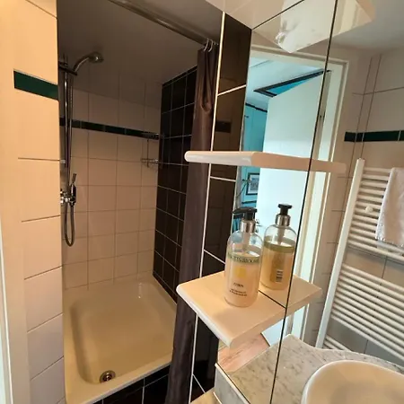 Båthotell Schiffspension Luise 3*