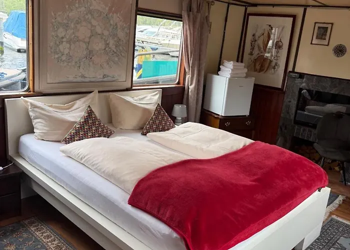 Schiffspension Luise 3* Potsdam