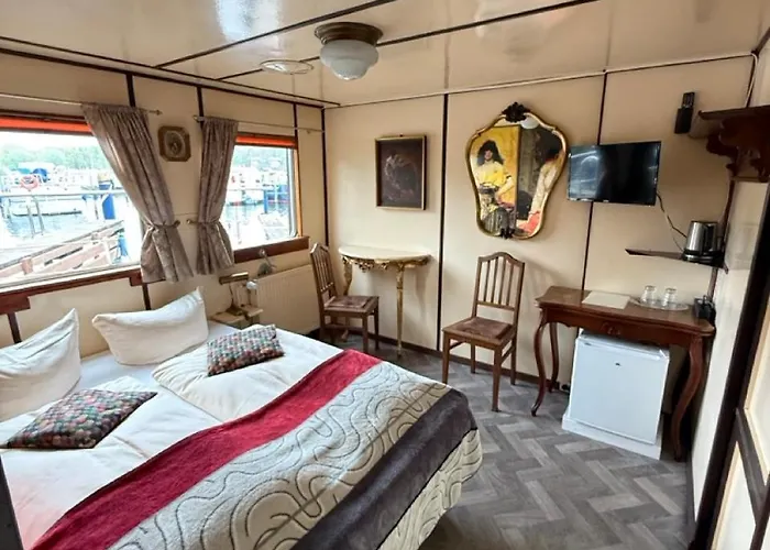 Botel Schiffspension Luise