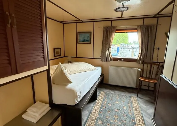 Botel Schiffspension Luise Potsdam